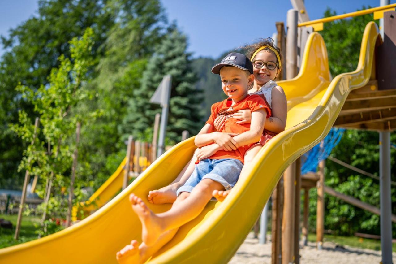 Familien- Sportresort Brennseehof Фельд-ам-Зее Экстерьер фото
