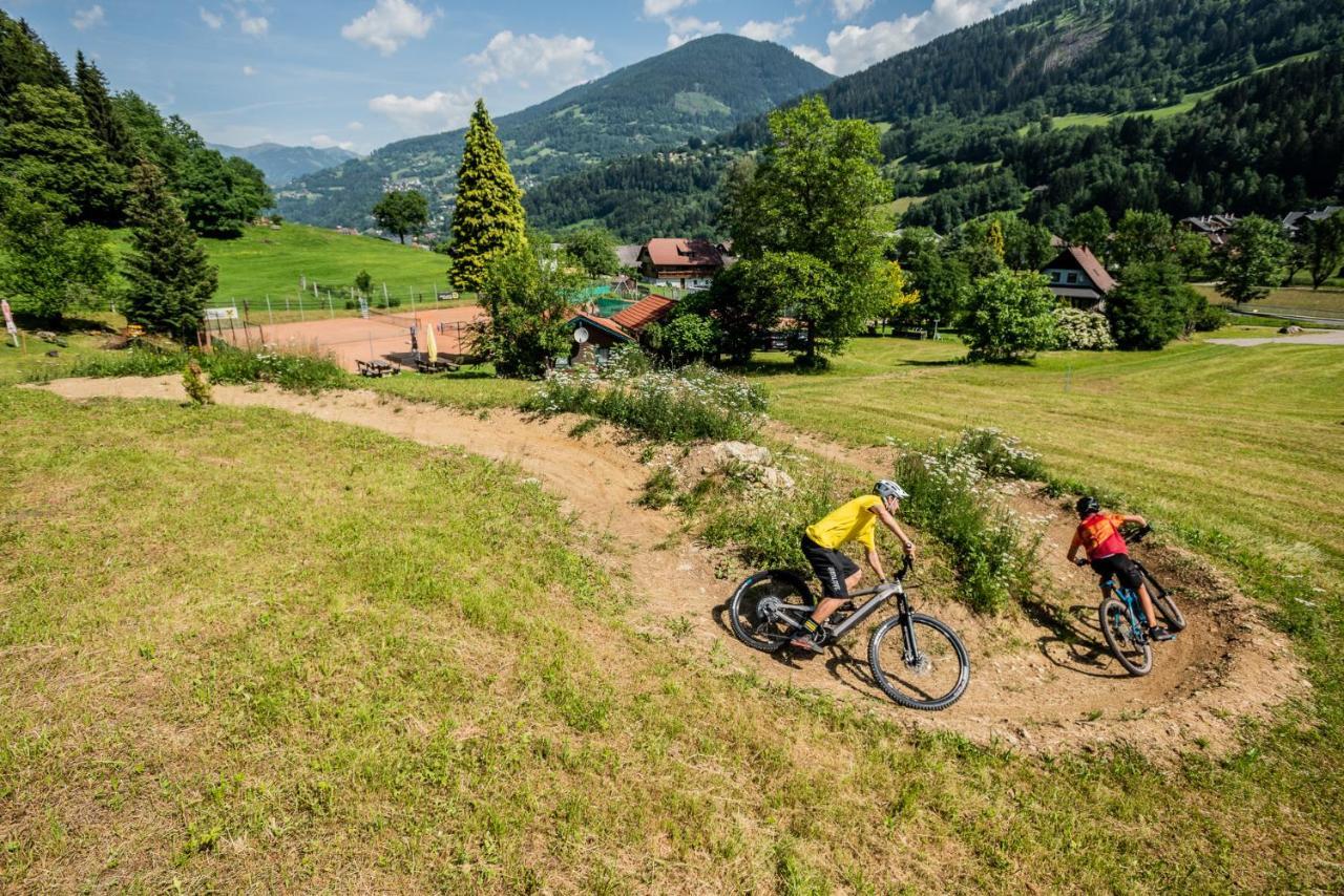 Familien- Sportresort Brennseehof Фельд-ам-Зее Экстерьер фото
