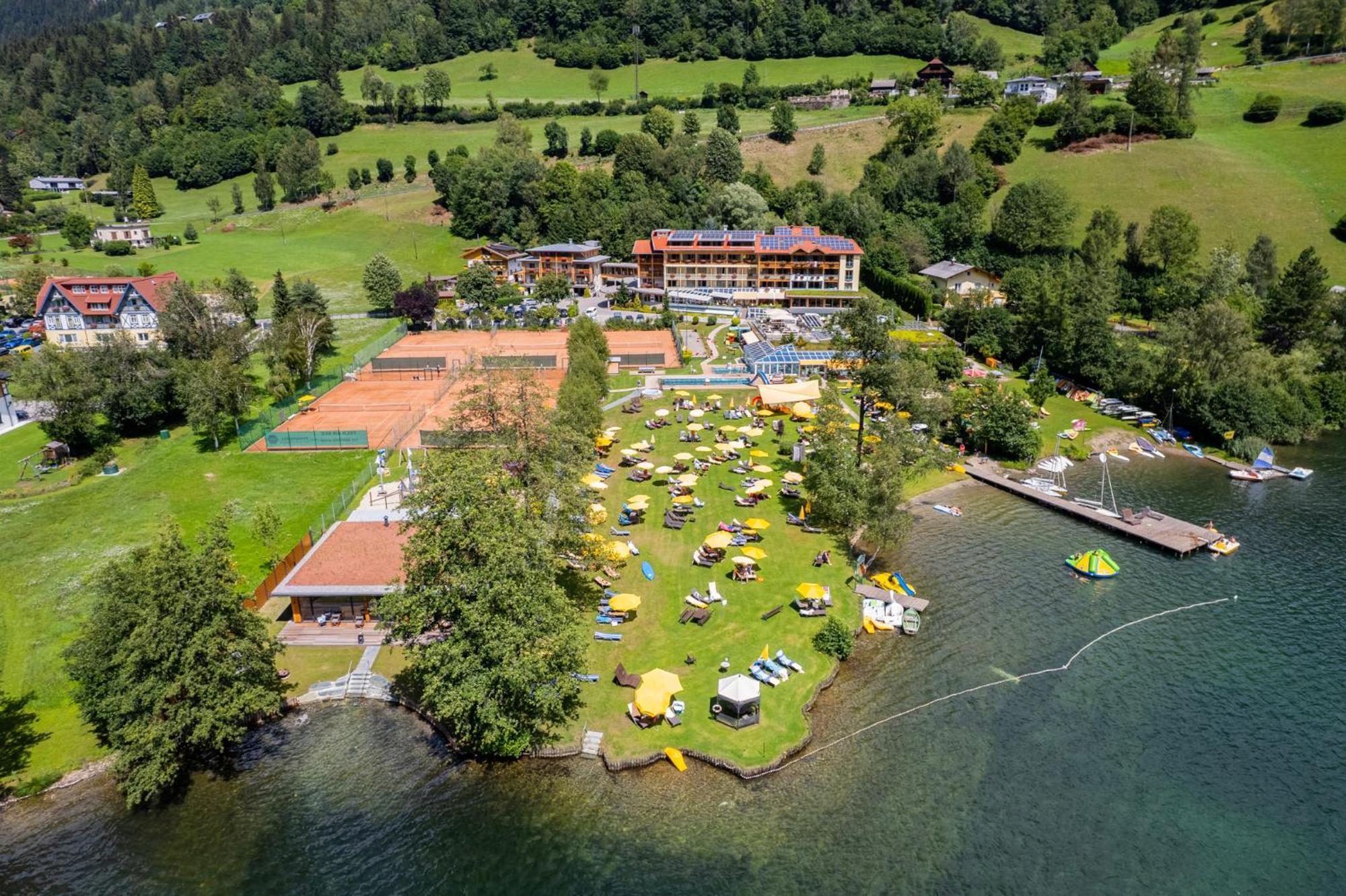 Familien- Sportresort Brennseehof Фельд-ам-Зее Экстерьер фото